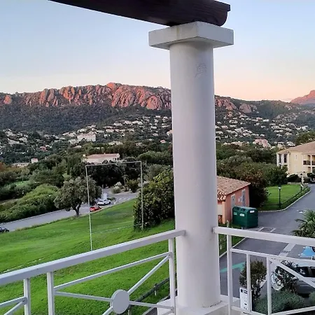 Apartment Heart Of Village, Near Beach, Wifi, Parking Saint-Raphael (Var)